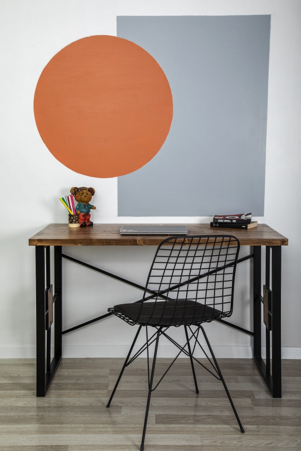 Lizbon Solid Wood Metal Computer Desk - Walnut & Black